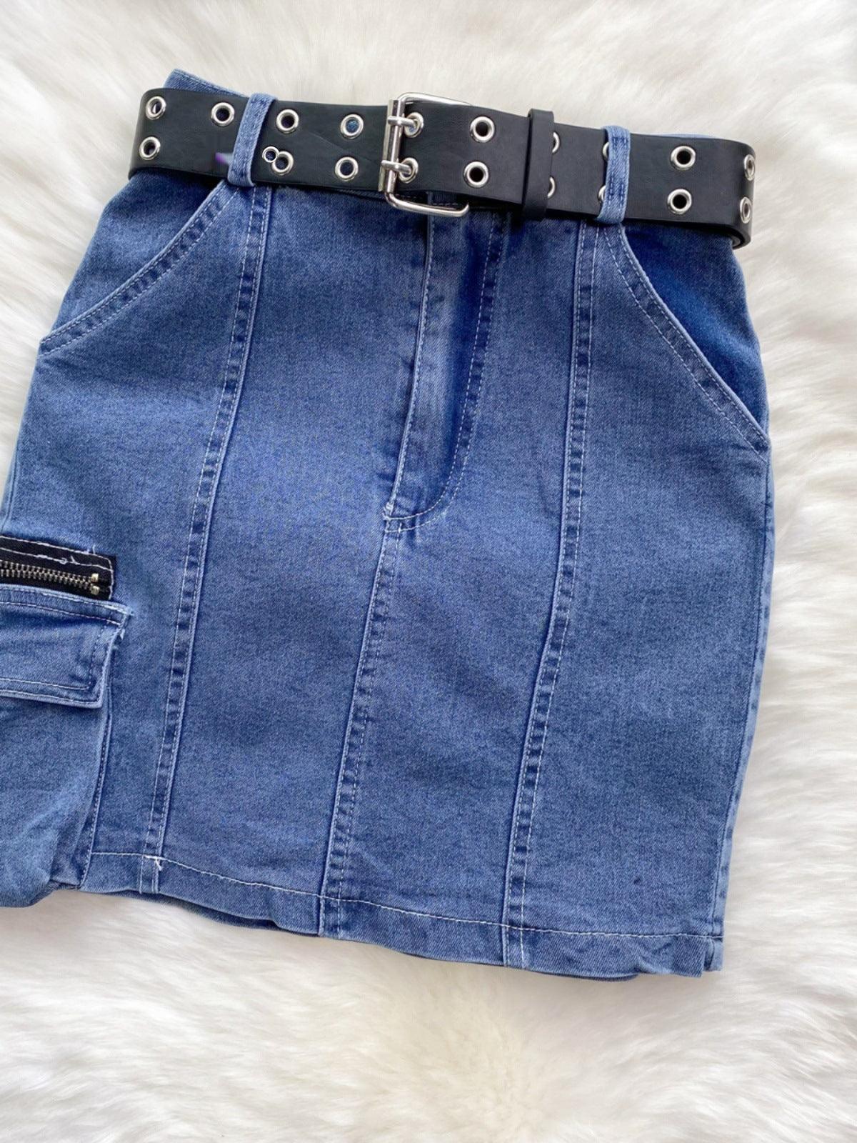 Women's Retro Slim Short Sleeveless Halter Denim Vest Two-piece Set - BelleHarris