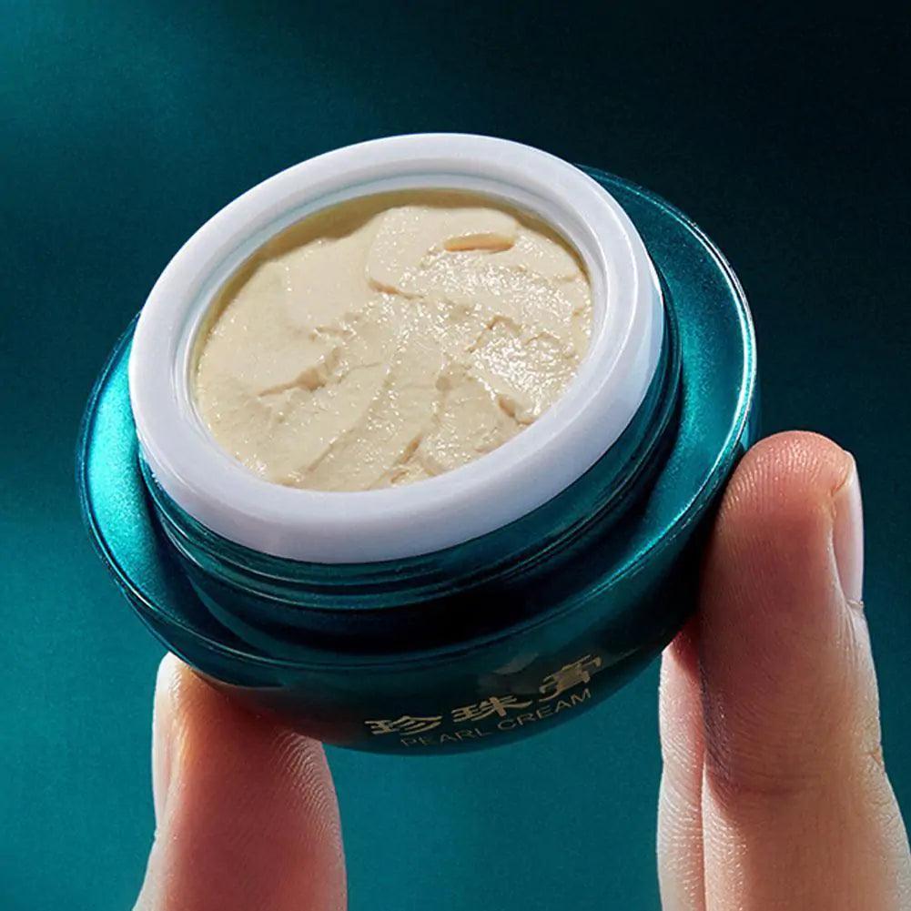 Ginseng Pure Pearl Moisturizing Cream - BelleHarris